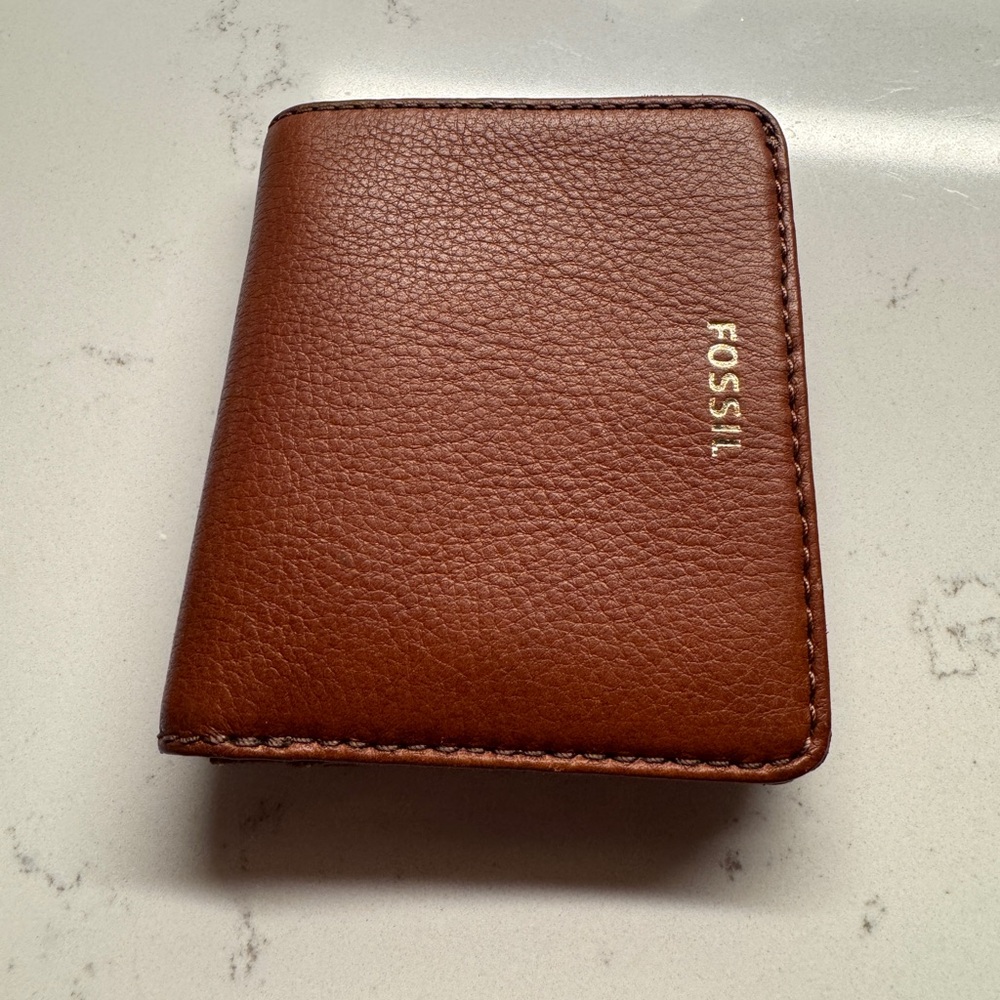 Fossil Tan Leather wallet